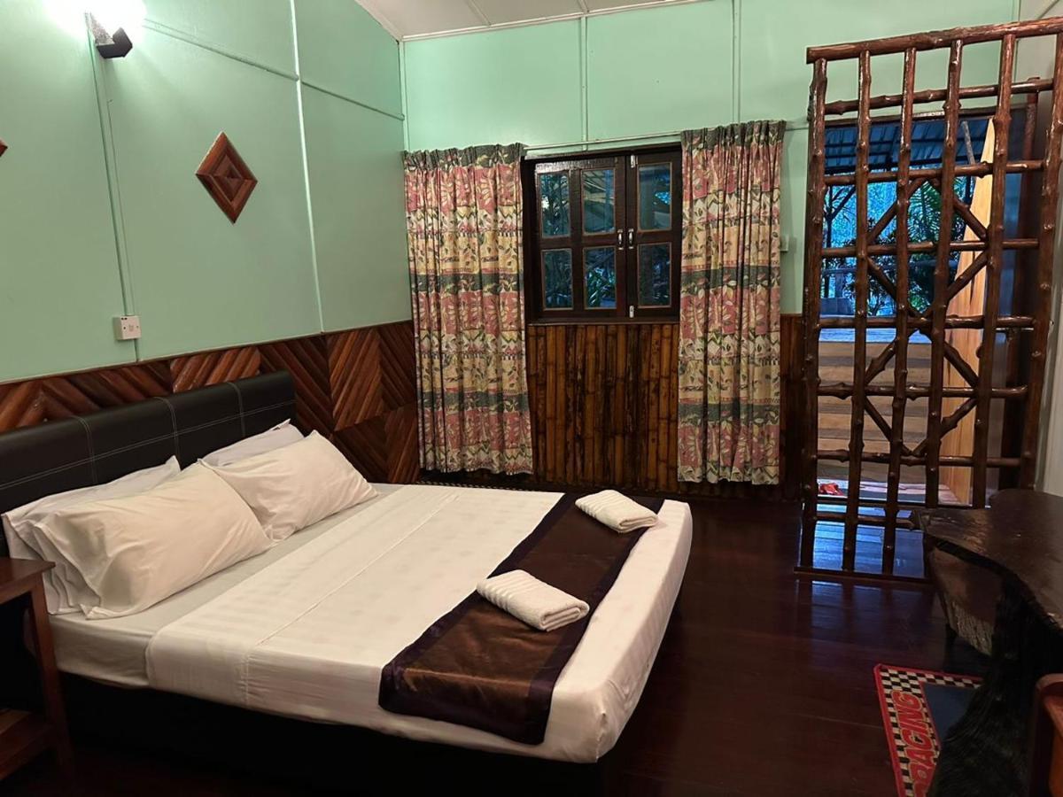 Sepilok Jungle Resort Exterior photo