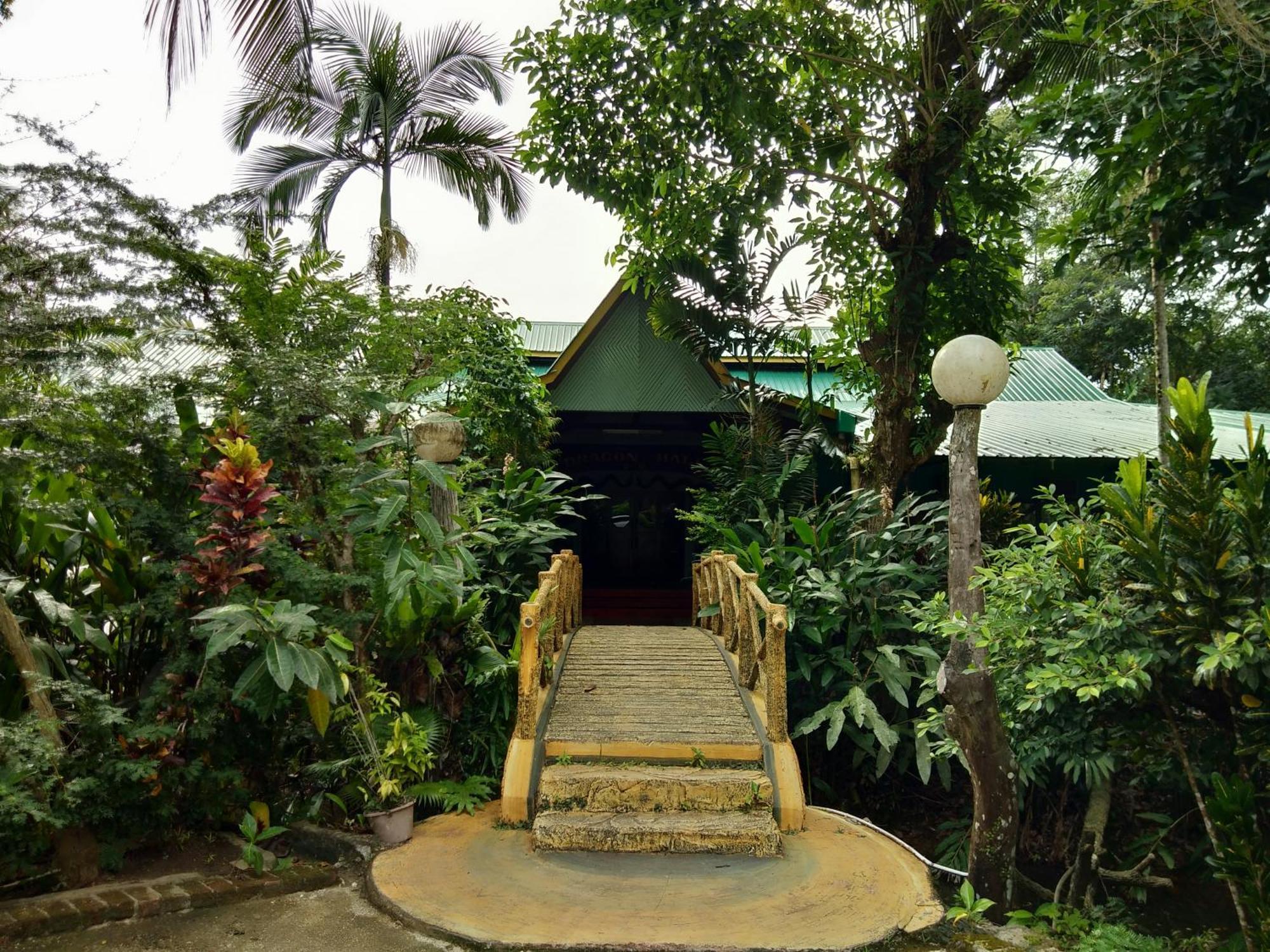 Sepilok Jungle Resort Exterior photo